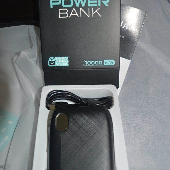 Men`s Heated coat new with battery pack and soft hood water resistant - Picture 4 of 4